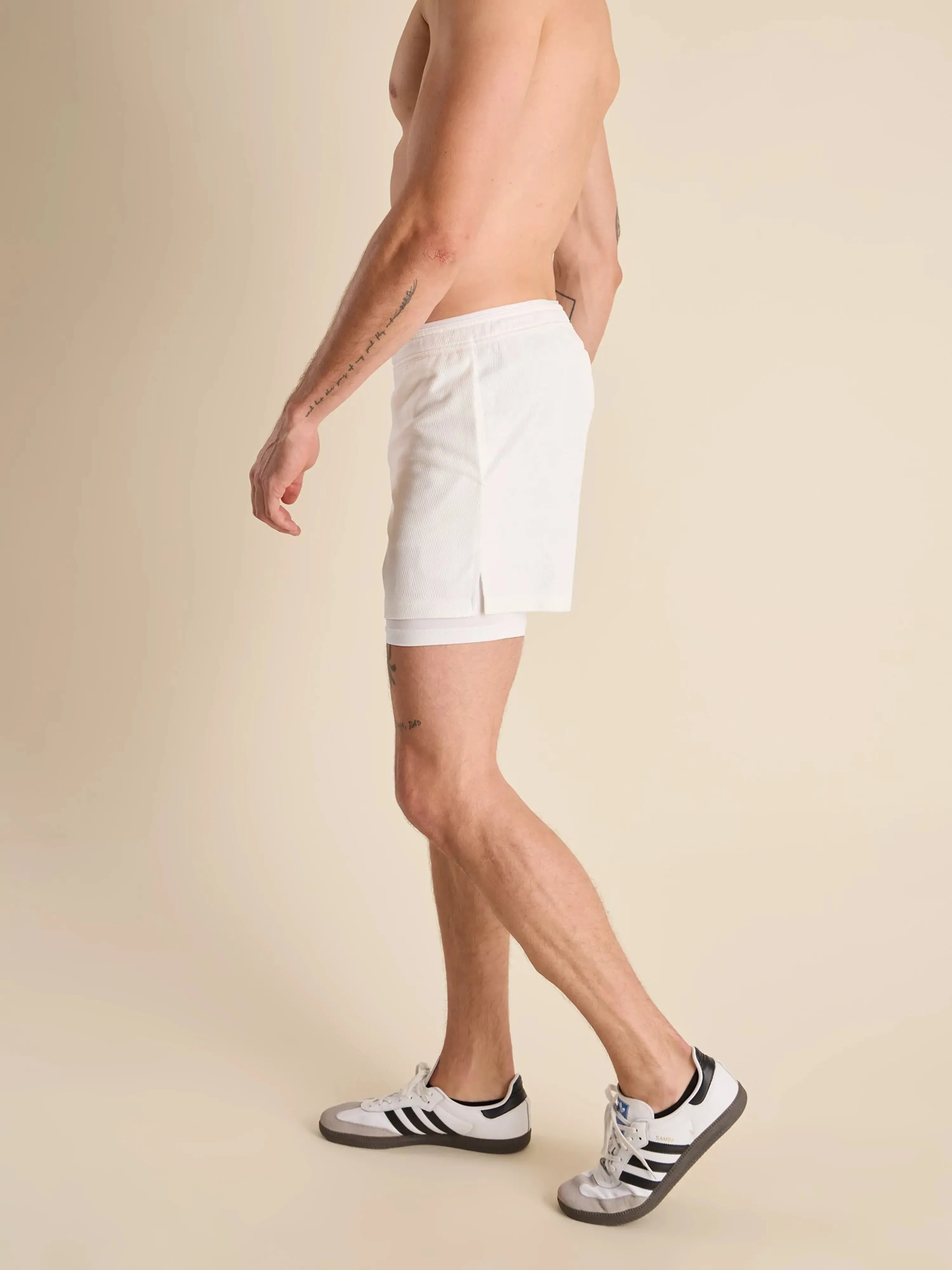 The White Read All About Its 5.5" (Mesh Training Short)