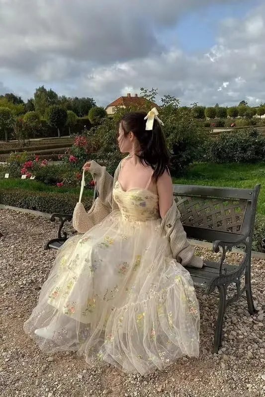 Women's Flower Embroidery Tulle Prom Dresses Tea Length Spaghetti Strap Fairy Formal Evening Party Gown