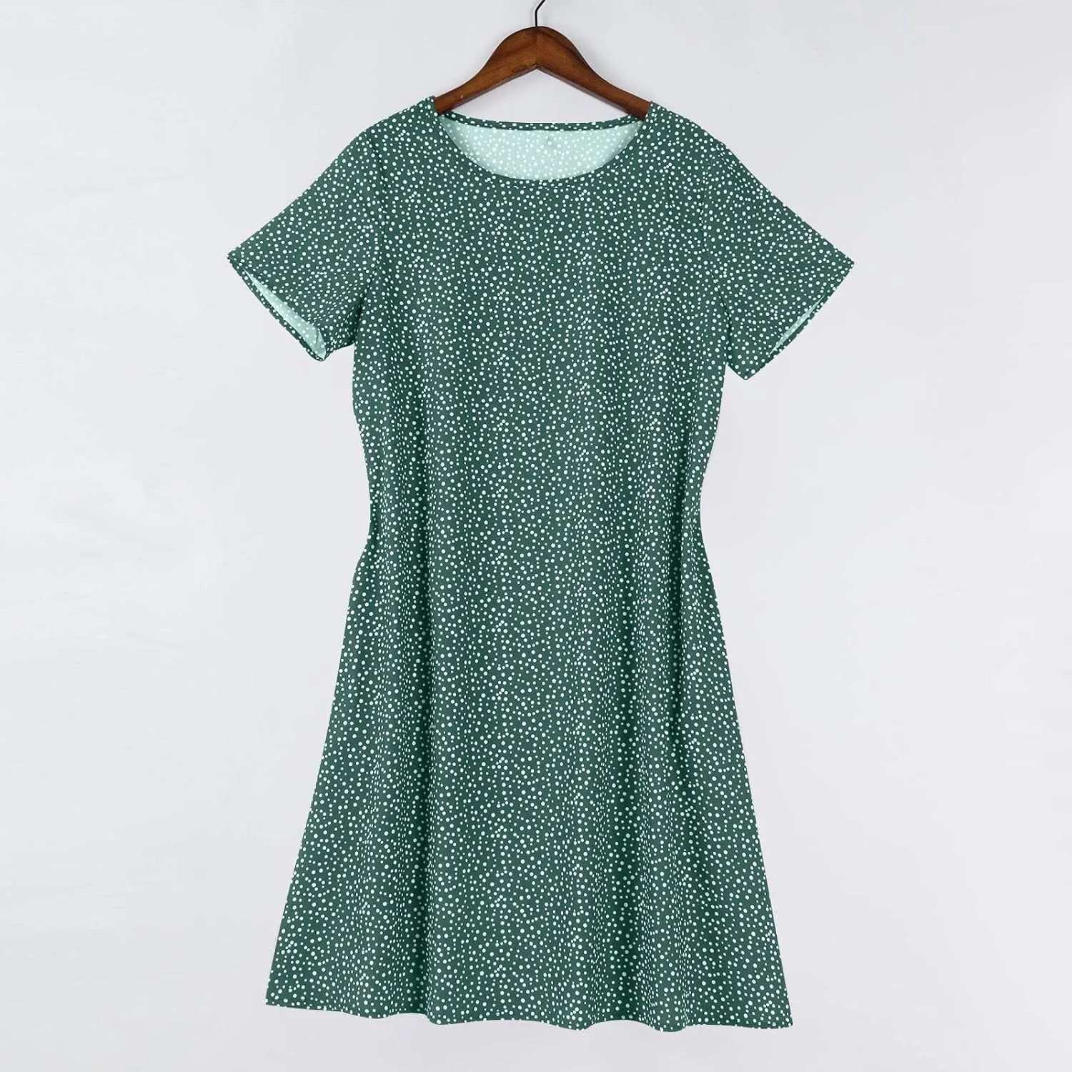 Women's Short Sleeve Summer Sundress with Pockets, Casual Loose Fit Floral Round Neck Knee Length Beach Dress